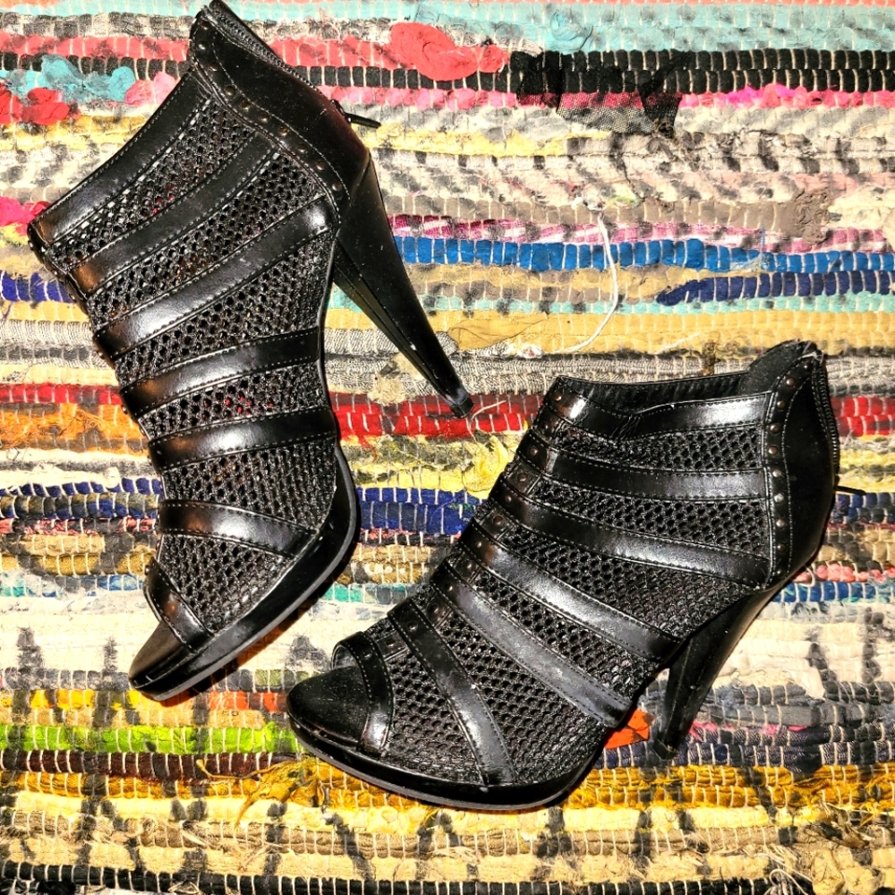Black heels